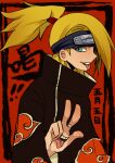  1boy ajiflavor akatsuki_uniform bandana black_robe blonde_hair chinese_text deidara_(naruto) green_eyes hand_mouth jewelry long_sleeves male_focus naruto naruto_(series) ponytail red_background ring robe solo tongue tongue_out v 