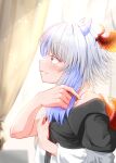 1girl bare_shoulders besuteia black_shirt blue_hair blue_horns closed_mouth commentary_request curtains head_wings highres horns indoors multicolored_hair orange_wings profile red_eyes shirt short_hair smile solo tokiko_(touhou) touhou two-tone_hair upper_body white_hair window 