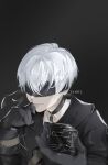  1boy absurdres artist_name bishounen black_background black_blindfold black_box black_choker black_coat black_gloves blindfold choker coat gloves highres male_focus nier:automata nier_(series) pod_(nier:automata) short_hair simple_background solo upper_body user_nwkw7427 white_hair yorha_no._9_type_s 