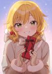  1girl absurdres blonde_hair blush brown_coat brown_gloves coat commentary_request emu_(emum) floral_bow gift gloves green_eyes highres holding holding_gift idolmaster idolmaster_cinderella_girls looking_at_viewer sakurai_momoka short_hair smile solo upper_body valentine 