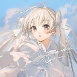  1girl antenna_hair blue_sky bow brown_eyes cloud commission dress grey_hair hair_bow highres kasugano_sora light_blush long_hair neck_ribbon open_mouth ribbon rumoon sky smile solo teeth twintails upper_body upper_teeth_only white_bow white_dress white_ribbon yosuga_no_sora 