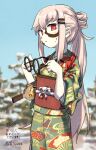  1girl alternate_costume arigatoner dated facepaint girls&#039;_frontline glasses green_kimono hagoita hair_ornament hairclip highres holding holding_eyewear japanese_clothes kimono looking_at_viewer obi outdoors paddle ponytail red_eyes sash sidelocks sky snow solo translation_request type_80_(girls&#039;_frontline) 