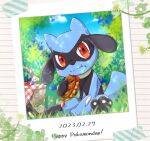  :t basket closed_mouth cloud commentary_request dated day eating food food_on_face grass holding holding_food looking_at_viewer no_humans outdoors pokemon pokemon_(creature) red_eyes riolu sandwich sitting sky solo yan_(sakura_mocchi) 