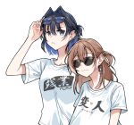  2girls :&lt; adjusting_eyewear ahoge alternate_costume blue_eyes blue_hair brown_hair casual clipe earrings frown hair_intakes heart height_difference hololive hololive_english jewelry long_hair multiple_girls nanashi_mumei ouro_kronii ponytail shirt_tug short_hair smirk sunglasses translation_request upper_body virtual_youtuber 