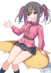  1girl :d azuma_chitose bare_legs belt black_hair black_skirt black_socks bolo_tie commentary eyes_visible_through_hair hair_between_eyes hair_ornament hair_ribbon hairclip hand_up highres long_sleeves looking_at_viewer medium_hair multicolored_hair onii-chan_wa_oshimai! open_mouth oyama_mihari purple_hair red_eyes red_ribbon red_shirt ribbon shirt simple_background skirt smile socks solo tetesudeesu translated twintails two-tone_hair white_background wing_collar 