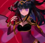  1girl black_hair black_nails bracelet breasts curvy fire_emblem fire_emblem_awakening highres jewelry nail_polish purple_eyes red_background ruuu_ran_ran tharja_(fire_emblem) 