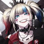  1girl beishou_yuu_(myst3ry) black_gloves blonde_hair blue_eyes collar dc_comics fingerless_gloves gloves harley_quinn highres looking_at_viewer multicolored_hair shadow smile solo suicide_squad_isekai teeth twintails upper_body 