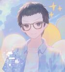  1boy black_hair blue_shirt blue_sky closed_mouth cloud glasses highres jen03426859 looking_at_viewer male_focus original outdoors shirt short_hair sky smile solo sparkle very_short_hair white_shirt 