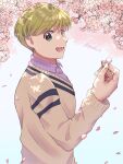  1boy :d alternate_costume blonde_hair cherry_blossoms hanami highres hunter_x_hunter long_sleeves looking_at_viewer male_focus shalnark short_hair smile solo tree_shade ultimate_gouda_(gouda011) upper_body 