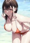  1girl aya_(jonsun) bent_over bikini breasts brown_hair collarbone hair_between_eyes jonsun large_breasts light_smile looking_at_viewer medium_hair mole mole_on_breast ocean original side-tie_bikini_bottom smile solo swimsuit thigh_gap twitter_username wet wet_hair yellow_eyes 