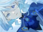  1girl 7go_t ascot blue_ascot blue_gemstone blue_hair close-up drop-shaped_pupils dutch_angle furina_(genshin_impact) gem genshin_impact heterochromia highres long_hair looking_at_viewer mismatched_pupils multicolored_hair parted_lips portrait solo streaked_hair very_long_hair white_hair 