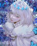  1boy absurdres arthropod_boy blue_butterfly blue_eyes bug butterfly cloak crown diamond_hairband fate/grand_order fate_(series) fur-trimmed_cloak fur_trim highres looking_at_viewer maidhao male_focus medium_hair no_wings oberon_(fate) signature solo upper_body white_cloak white_hair 