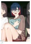  3girls bespectacled black_hair black_shirt blue_hair blurry border brown_hair brown_shirt colored_inner_hair commentary couch depth_of_field feet_out_of_frame glasses hair_behind_ear highres indoors isshiki_(ffmania7) kamitsubaki_studio knees_up laughing light_blush looking_at_viewer medium_hair multicolored_hair multiple_girls object_hug on_couch open_mouth people pillow pillow_hug red_hair red_shorts rim_(kamitsubaki_studio) scared shirt short_eyebrows short_hair short_shorts short_sleeves shorts signature sitting solo_focus symbol-only_commentary t-shirt twitter_username v-shaped_eyebrows virtual_youtuber watching_television wavy_mouth white_border white_shirt wide-eyed 