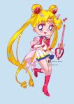  1girl artist_name back_bow bishoujo_senshi_sailor_moon blonde_hair blue_background blue_eyes blue_sailor_collar boots bow bowtie chibi commentary double_bun facebook_logo hair_bun highres holding holding_wand instagram_logo knee_boots long_hair looking_at_viewer open_mouth patricia_mbpec pink_bow pink_bowtie pleated_skirt red_footwear sailor_collar sailor_moon sailor_senshi_uniform simple_background skirt solo spanish_commentary tiara tsukino_usagi twintails wand 