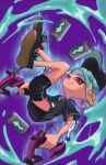  1boy black_footwear black_headwear black_shirt blonde_hair dapple_dualies_(splatoon) dual_wielding gradient_hair green_hair gun hat highres holding holding_gun holding_weapon multicolored_hair nastar_r0 octoling octoling_boy paint purple_background purple_eyes shirt smile soda solo splatoon_(series) tentacle_hair weapon 