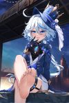  1girl :d absurdres ahoge ascot barefoot black_ascot blue_eyes blue_headwear blue_jacket brooch commentary_request feet foot_out_of_frame furina_(genshin_impact) genshin_impact hair_intakes hat highres jacket jewelry long_hair looking_at_viewer night night_sky open_clothes open_jacket open_mouth outdoors radoremo sitting sky smile soles solo thigh_strap top_hat very_long_hair white_hair 