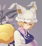  1girl animal_ears arms_under_breasts blonde_hair blue_tabard breasts closed_mouth commentary_request dress fox_ears fox_tail grey_background hair_between_eyes hands_in_opposite_sleeves hat highres honotai large_breasts light_smile looking_at_viewer mob_cap multiple_tails short_hair simple_background slit_pupils solo tabard tail touhou upper_body white_dress yakumo_ran yellow_eyes 