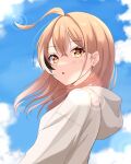  1girl :o ahoge blush brown_eyes brown_hair cloud cloudy_sky highres hololive hololive_english hood hoodie lens_flare long_hair looking_at_viewer multicolored_hair nanashi_mumei official_alternate_costume open_mouth oversized_clothes sairen sky streaked_hair virtual_youtuber white_hoodie 