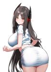  1girl absurdres arknights ass bent_over black_hair breasts closed_mouth from_behind highres horns ines_(arknights) large_breasts long_hair looking_back miniskirt mole mole_under_eye parted_bangs shirt short_sleeves shuibo simple_background skirt solo v-shaped_eyebrows white_background white_shirt white_skirt yellow_eyes 
