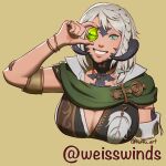  1girl armband au_ra bow bracelet braid breasts cleavage commentary_request commission commissioner_name covering_one_eye dragon_horns english_commentary final_fantasy final_fantasy_xiv green_eyes green_scarf grey_hair grin hair_bow highres horns jewelry koffo-art large_breasts portrait ring scales scarf side_braid smile solo twitter_username warrior_of_light_(ff14) 