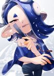  1girl blue_hair chest_sarashi earrings gradient_skin hair_over_one_eye hand_fan holding holding_fan jewelry long_hair multiple_earrings octarian pants poncho red_eyeliner red_eyes sarashi shiver_(splatoon) smile splatoon_(series) splatoon_3 suction_cups tentacle_hair tooth_earrings toriki_(hed-1) white_background 