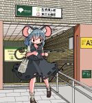  1girl alternate_hairstyle animal_ear_fluff animal_ears basket closed_mouth commentary_request dowsing_rod dual_wielding full_body grey_hair grey_skirt grey_vest high_ponytail holding holding_stick kasuya_baian looking_to_the_side mouse mouse_ears mouse_tail nazrin prehensile_tail railing ramp red_eyes sidelocks skirt skirt_cutout skirt_set smile solo stick tail touhou translation_request vest walking 