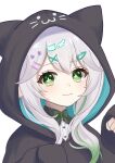  1girl absurdres alternate_costume animal_hood black_hood cat_hood closed_mouth genshin_impact green_eyes green_hair gs_hogehoge hair_between_eyes hair_ornament hairclip highres hood long_sleeves multicolored_hair nahida_(genshin_impact) pointy_ears smile solo symbol-shaped_pupils white_background white_hair x_hair_ornament 