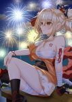  1girl aerial_fireworks asymmetrical_legwear bandaged_arm bandaged_leg bandages black_footwear black_gloves black_socks black_thighhighs blonde_hair blush breasts brown_eyes cleavage closed_mouth commentary_request feet_out_of_frame fingerless_gloves fireworks genshin_impact geta gloves hadanugi_dousa hair_between_eyes iseshi japanese_clothes kimono medium_breasts night night_sky orange_kimono outdoors ponytail sarashi short_sleeves single_glove single_sock single_thighhigh sitting sky smile socks solo thighhighs wide_sleeves yoimiya_(genshin_impact) 