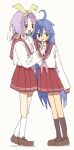  2girls :3 blue_hair blush_stickers brown_footwear brown_socks green_eyes highres hiiragi_tsukasa izumi_konata lucky_star meimeiner multiple_girls open_mouth purple_hair red_sailor_collar red_skirt sailor_collar school_uniform simple_background skirt socks v white_background white_socks 