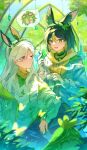 2boys :d ^_^ absurdres animal_ear_fluff animal_ears aranara_(genshin_impact) black_hair black_hairband blue_sky blunt_ends blurry blurry_background blurry_foreground blush brown_hoodie bug butterfly chinese_commentary closed_eyes collei_(genshin_impact) collei_(kiehls&#039;)_(genshin_impact) commentary_request cyno_(genshin_impact) dark-skinned_male dark_skin day depth_of_field earrings erlenmeyer_flask eyes_visible_through_hair fake_animal_ears flask flower fox_ears genshin_impact gloves glowing_butterfly goggles goggles_on_head green_eyes green_hair green_shirt hair_between_eyes hair_flower hair_ornament hair_over_one_eye hairband hands_up highres hood hood_down hoodie jacket jewelry kiehl&#039;s knee_up leaf leaf_hair_ornament light_particles long_hair long_sleeves looking_at_another male_focus multicolored_hair multiple_boys notice_lines official_alternate_costume one_eye_closed open_clothes open_jacket open_mouth parted_bangs parted_lips plant red_eyes round-bottom_flask shirt short_hair sidelocks sky smile speech_bubble spoken_character streaked_hair suzushi swept_bangs tighnari_(genshin_impact) tighnari_(kiehls&#039;)_(genshin_impact) tree white_flower white_gloves white_hair white_jacket 