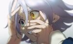  1boy aqua_eyes blurry clenched_teeth close-up commentary depth_of_field fubuki_shirou grey_hair hair_between_eyes hand_in_own_hair hand_on_own_cheek hand_on_own_face hand_on_own_head hands_up heterochromia highres inazuma_eleven_(series) looking_ahead male_focus omisotayan portrait scared short_hair simple_background solo teeth white_background yellow_eyes 