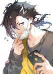  1boy black_hair blurry breasts cellphone chromatic_aberration collarbone depth_of_field fate/grand_order fate_(series) fingernails flying_sweatdrops grey_hair grey_shirt hair_between_eyes highres holding holding_phone long_sleeves lower_teeth_only male_focus mandricardo_(fate) mask mask_pull medium_breasts mouth_mask open_mouth phone shirt simple_background smartphone solo sweatdrop teeth tumikilondon5 upper_body white_background white_mask white_shirt yellow_bag 