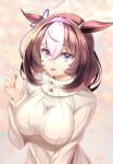  1girl :3 ahoge animal_ears blurry blurry_background breasts brown_hair hair_between_eyes hairband hand_up highres horse_ears impossible_clothes large_breasts long_sleeves looking_at_viewer medium_hair meisho_doto_(umamusume) multicolored_hair open_mouth purple_eyes solo sweater takase_hiro turtleneck turtleneck_sweater two-tone_hair umamusume upper_body white_sweater 