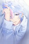  1boy absurdres blanket blue_eyes blue_hair blue_jacket collared_jacket hair_between_eyes highres hughie_(waccha_primagi!) jacket long_sleeves looking_at_viewer lying male_focus multicolored_hair on_bed on_side one_eye_covered parted_lips pink_hair pretty_(series) shirt short_hair smile solo streaked_hair under_covers upper_body waccha_primagi! white_shirt yamado 