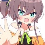  1girl brown_hair cross_(vgne4542) green_eyes highres hololive natsuiro_matsuri natsuiro_matsuri_(1st_costume) ponytail smile solo 