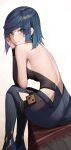  1girl absurdres ass back backless_outfit bare_shoulders blue_hair blush closed_mouth diagonal_bangs from_behind genshin_impact gradient_background gradient_hair green_eyes highres hwan_(verypoor) long_sleeves looking_at_viewer looking_back multicolored_hair purple_hair short_hair simple_background single_sleeve sitting smile solo two-tone_hair yelan_(genshin_impact) 