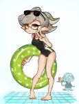  +_+ 1girl bare_legs barefoot black_one-piece_swimsuit breasts full_body grey_hair hand_up highres holding holding_tray innertube leaning_forward looking_at_viewer m4ymask marie_(splatoon) medium_breasts medium_hair mole mole_under_eye one-piece_swimsuit pointy_ears smile solo_focus splatoon_(series) splatoon_1 standing sunglasses swimsuit tentacle_hair tile_floor tiles tray v yellow_eyes 