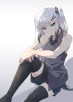  1girl allial_(coefont) bare_shoulders black_hair black_shorts black_thighhighs coefont colored_tips commentary_request cross_tie foot_out_of_frame grey_eyes grey_shirt hair_ornament hairclip hands_on_own_knee head_tilt highres knee_up long_hair looking_at_viewer multicolored_hair no_coat one_side_up own_hands_together shirt shorts sidelocks signature sitting sleeveless sleeveless_shirt smile solo swept_bangs thighhighs white_background white_hair yanagita_kousuke 