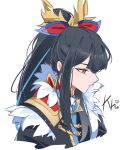 1boy black_hair black_shirt blade_master_(latale) fur_trim hair_ornament high_ponytail latale long_hair looking_to_the_side ponytail red_eyes shirt white_background 