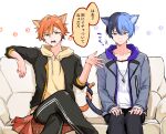  2boys animal_ears aoyagi_touya black_pants blonde_hair blue_hair cat_boy cat_ears cat_tail closed_mouth clothes_around_waist commentary_request couch crossed_legs dark_blue_hair drawstring green_eyes grey_eyes hair_between_eyes hands_on_own_knees hands_up hood hood_down hooded_jacket hoodie intertwined_tails jacket jacket_over_shoulder jacket_removed jewelry long_sleeves looking_at_viewer male_focus mizuyoshi mole mole_under_eye multicolored_hair multiple_boys necklace open_clothes open_jacket orange_hair outstretched_hand pants partial_commentary paw_print project_sekai shinonome_akito short_hair sitting speech_bubble split_mouth streaked_hair tail teeth translation_request two-tone_hair white_background yaoi yellow_hoodie 