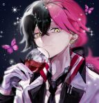  1boy akuma_shitsuji_to_kuroi_neko black_hair black_jacket black_necktie bug butterfly closed_mouth collared_shirt cup drinking_glass earrings formal gloves holding holding_cup hyakuko jacket jewelry long_hair low_ponytail lucas_thompscie male_focus multicolored_hair multiple_earrings necktie pink_butterfly pink_hair red_wine shirt signature solo sparkle_background split-color_hair white_gloves white_jacket white_shirt wine_glass yellow_eyes 