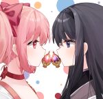  2girls akemi_homura black_hair black_hairband blue_eyes bow bow_choker choker dotted_background expressionless eye_contact from_side hair_bow hairband highres kaname_madoka kissing_object long_hair looking_at_another magical_girl mahou_shoujo_madoka_magica mouth_hold multiple_girls pink_eyes pink_hair portrait profile red_choker roro_(lolo) short_hair short_twintails soul_gem straight_hair twintails white_background 