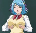  animated animated_gif breast_grab breasts gif grabbing kurono_kurumu kuruno_kurumu lowres rosario+vampire school_uniform 
