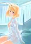  arcueid_brunestud bed blonde_hair open_clothes open_shirt red_eyes see-through shirotsumekusa shirt sleeves_past_wrists solo tsukihime 