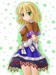  blonde_hair green_eyes mizuhashi_parsee mokuyou pointy_ears short_hair solo touhou 