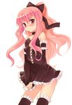  :&lt; bare_shoulders blush choker elbow_gloves frown gloves kurasuke long_hair looking_at_viewer louise_francoise_le_blanc_de_la_valliere pink_eyes pink_hair ponytail simple_background solo thighhighs wavy_hair zero_no_tsukaima 