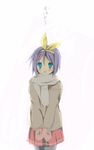  blue_eyes coat gloves hiiragi_tsukasa ichiya_(obey) lucky_star mittens purple_hair scarf short_hair solo translated 