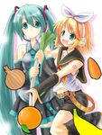  aqua_hair hatsune_miku kagamine_rin komone_ushio long_hair multiple_girls spring_onion thighhighs twintails very_long_hair vocaloid 