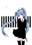  blue_hair hatsune_miku itou_nanami long_hair solo thighhighs twintails vocaloid 