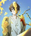  1boy absurdres aojiru_oisiiiii black_hair blood branch coat e.g.o_(project_moon) flower flower_over_eye grey_coat highres limbus_company parted_lips project_moon solo upper_body white_coat wings yellow_eyes yellow_flower yi_sang_(project_moon) 